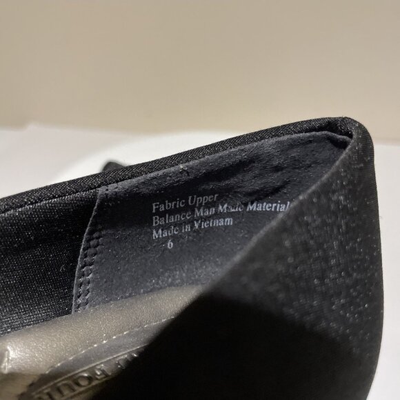 Coach and Four Slip On Pumps Shoes Women’s Size 6.5 Black Quiet Luxury Office - Picture 8 of 10